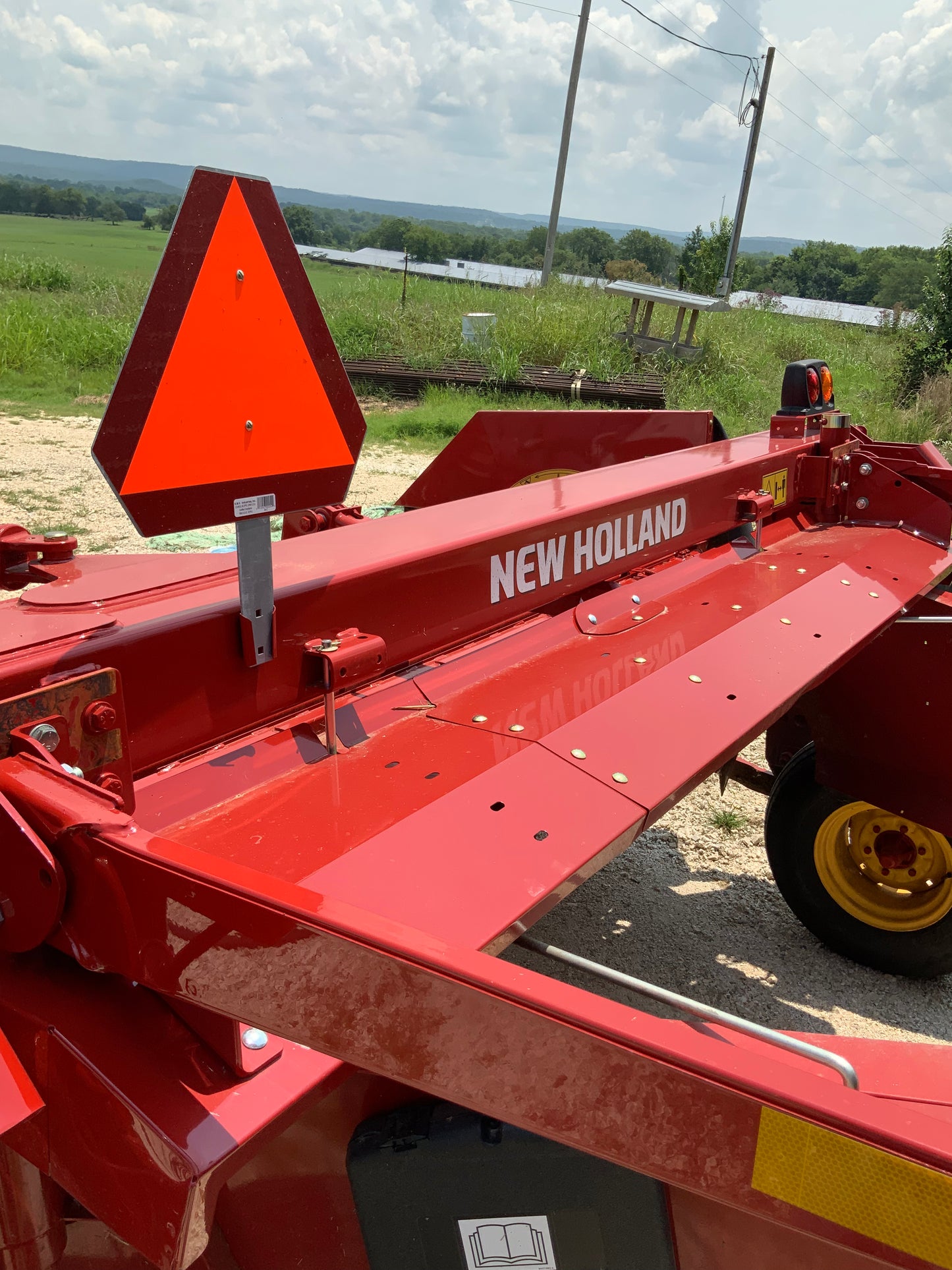 2024 NEW HOLLAND 210 DISCBINE LIKE NEW